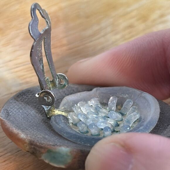 Vintage brown ceramic oval clip on art decorative bohemian earrings - Picture 6 of 7